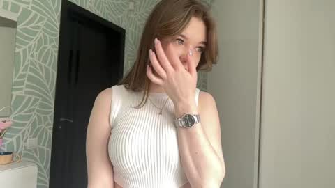 Sally 3 online show from 05/26/26, 05:47