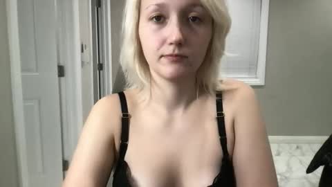 marilynxo7 online show from 02/22/26, 05:08