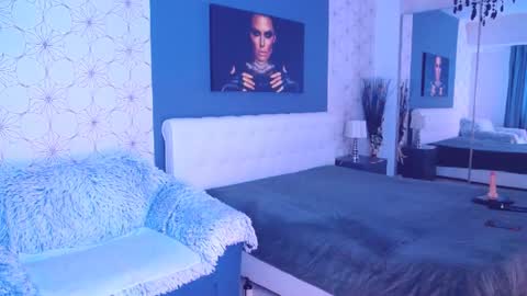 Mary Mais online show from 02/08/25, 02:05