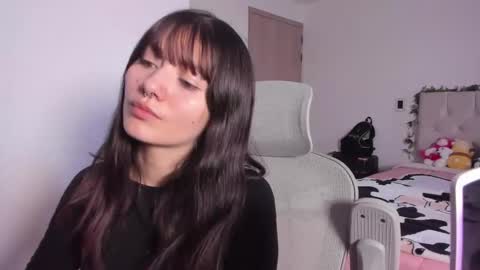 Snapshot of marin_kitoko chatting on 11/09/25, 09:24 Marin kitoko online show from 11/09/25, 09:24