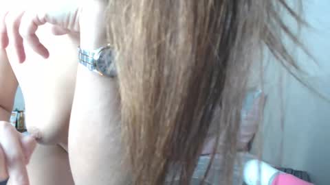 Snapshot of marina1995d chatting on 01/24/25, 02:49 FOREVER YOURS online show from 01/24/25, 02:49