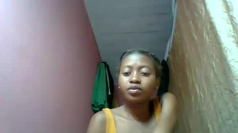 Snapshot of marinagold69 chatting on 07/31/26, 03:55 marinagold69 online show from 07/31/26, 03:55