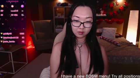 Snapshot of marine_vact chatting on 12/28/24, 11:26 Marine online show from 12/28/24, 11:26