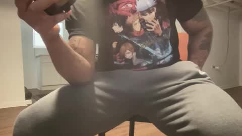 Snapshot of marineguyk19 chatting on 12/15/25, 05:28 Z online show from 12/15/25, 05:28