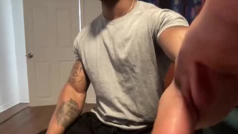 Snapshot of marineguyk19 chatting on 01/18/26, 06:23 Z online show from 01/18/26, 06:23