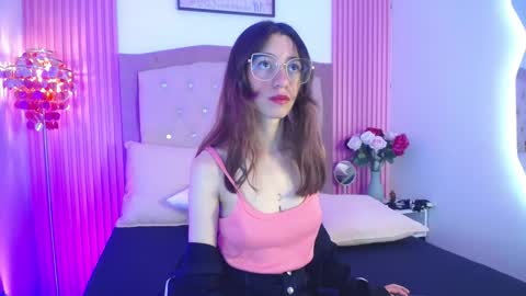 marinette online show from 03/24/26, 04:45