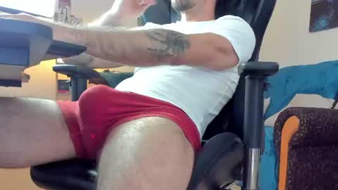 Snapshot of marioslim chatting on 06/19/26, 06:29 marioslim online show from 06/19/26, 06:29