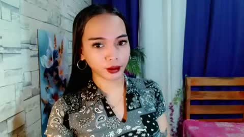 Snapshot of marishkafoxx chatting on 06/15/26, 11:45 marishka online show from 06/15/26, 11:45