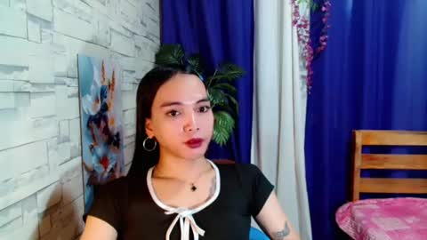Snapshot of marishkafoxx chatting on 07/18/26, 12:26 marishka online show from 07/18/26, 12:26