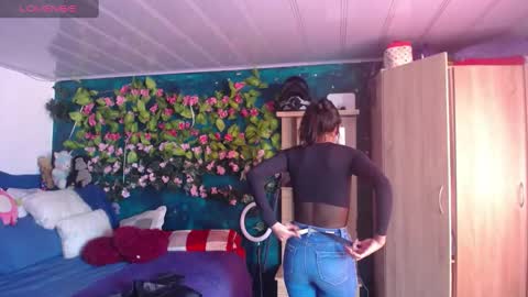 Maritza Ferrer -Samara Beltran online show from 02/08/25, 05:50