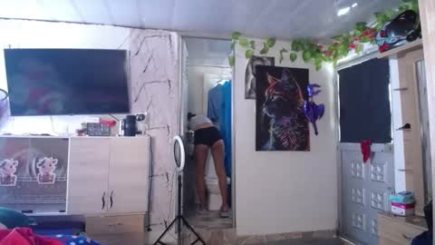 Maritza Ferrer -Samara Beltran online show from 10/22/25, 06:29