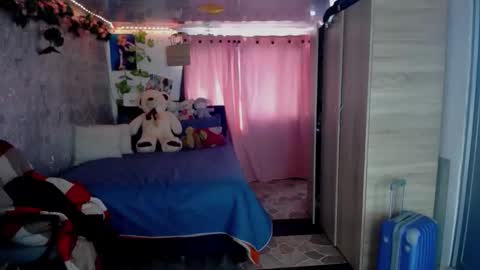 Maritza Ferrer -Samara Beltran online show from 12/19/25, 04:36