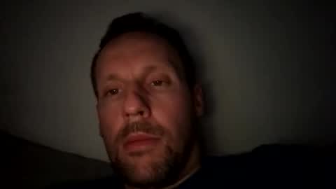 Snapshot of mark__39 chatting on 12/14/25, 10:36 Mark online show from 12/14/25, 10:36