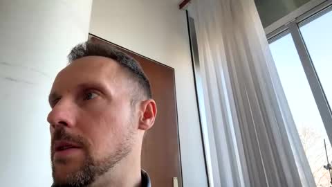 Mark online show from 03/06/26, 10:34