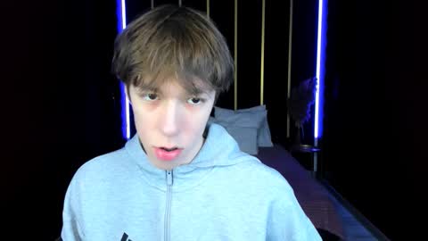 Mark online show from 03/08/26, 10:41