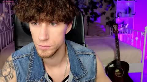 mark_caron online show from 11/02/25, 03:36