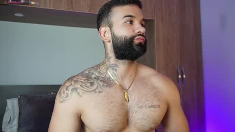 Mark online show from 10/04/25, 07:23