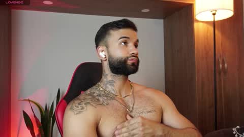 Mark online show from 11/10/25, 10:31