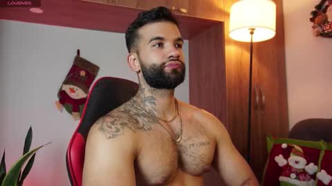 Mark online show from 11/30/25, 12:14