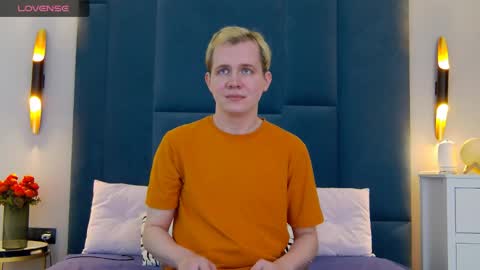 Mark online show from 04/02/26, 10:07