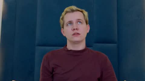 Mark online show from 04/05/26, 12:08