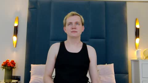 Mark online show from 04/06/26, 01:47