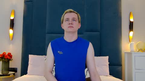 Mark online show from 04/13/26, 06:41