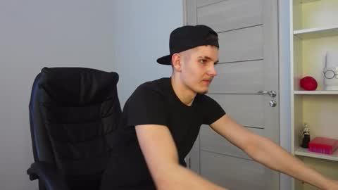 MARK KARSON online show from 03/08/26, 08:40