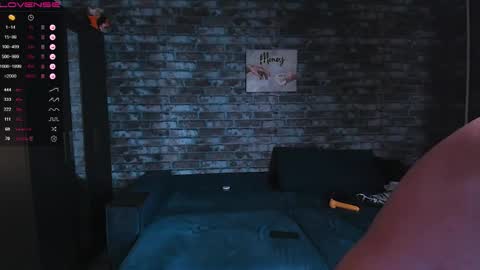 Mark online show from 03/31/26, 01:55