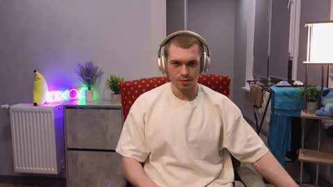 Mark online show from 02/14/25, 07:54