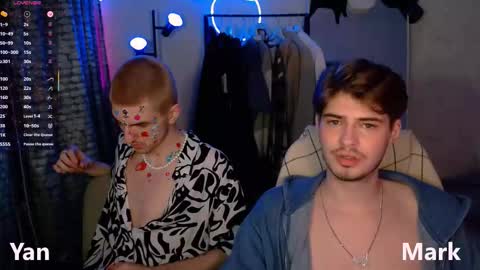 Snapshot of mark_sun chatting on 11/15/25, 03:30 Mark online show from 11/15/25, 03:30