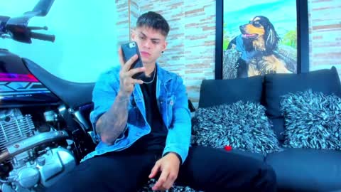 Sebastian online show from 01/18/25, 02:25