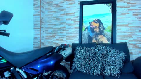 Sebastian online show from 01/19/25, 05:15