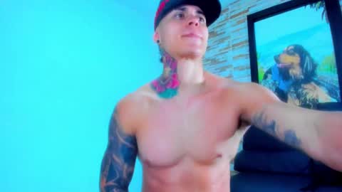 Sebastian online show from 03/11/25, 07:15