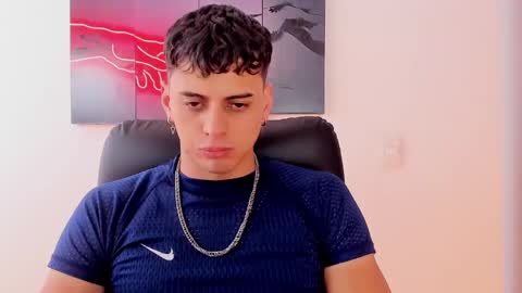 Snapshot of markpotier chatting on 12/31/24, 01:52 MARK online show from 12/31/24, 01:52