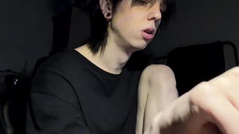 Mark online show from 04/14/26, 11:22