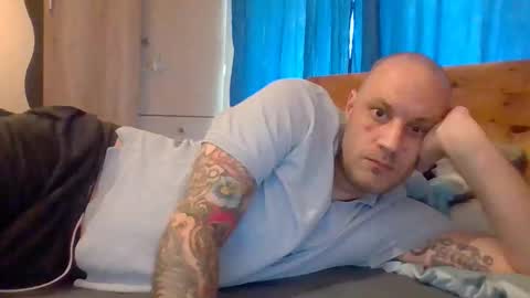 markus_7 online show from 10/23/25, 10:36