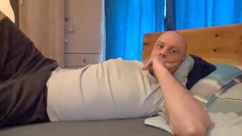 markus_7 online show from 02/26/26, 08:24