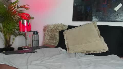 Markus latin online show from 01/17/25, 03:43