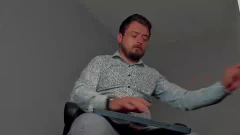 MARK online show from 11/04/25, 12:10