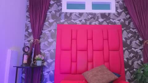 Snapshot of marla_daze chatting on 02/25/26, 11:42 marla online show from 02/25/26, 11:42