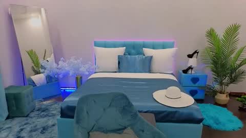 MarlaDewis online show from 09/21/25, 03:35