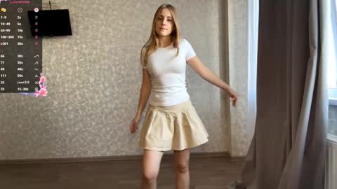 Olivia online show from 10/02/25, 02:13