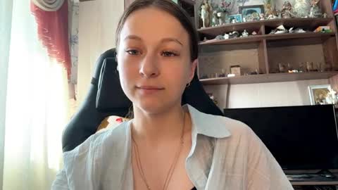 Snapshot of marlenahuit chatting on 06/08/26, 05:08 Lena online show from 06/08/26, 05:08