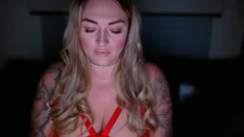 Snapshot of marleyford898 chatting on 02/25/25, 02:47 marleyford898 online show from 02/25/25, 02:47