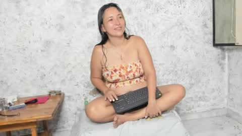 marly online show from 04/05/26, 02:09