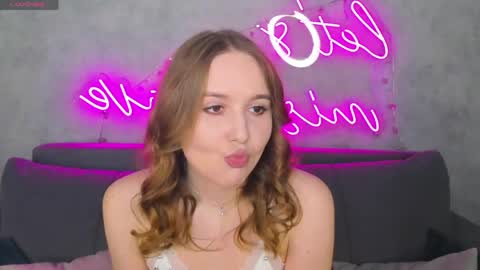 Emmaa online show from 06/05/26, 01:01