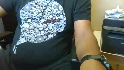 Married Horny Guy online show from 10/31/25, 01:34