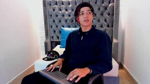 MARSHALL online show from 11/17/25, 01:06