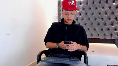 MARSHALL online show from 04/07/26, 01:00